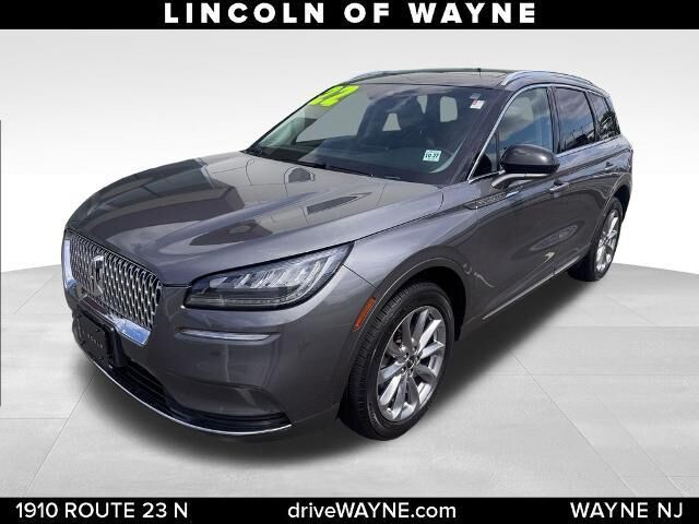 2022 Lincoln Corsair Standard — photo 1 of 13