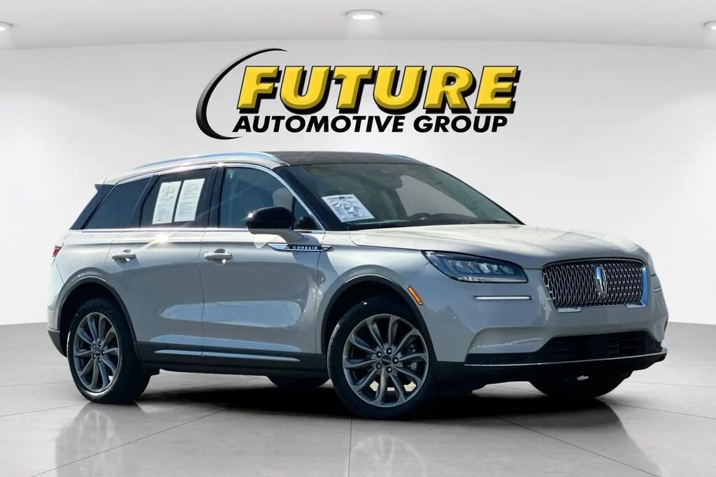 2022 Lincoln Corsair Standard — photo 1 of 39