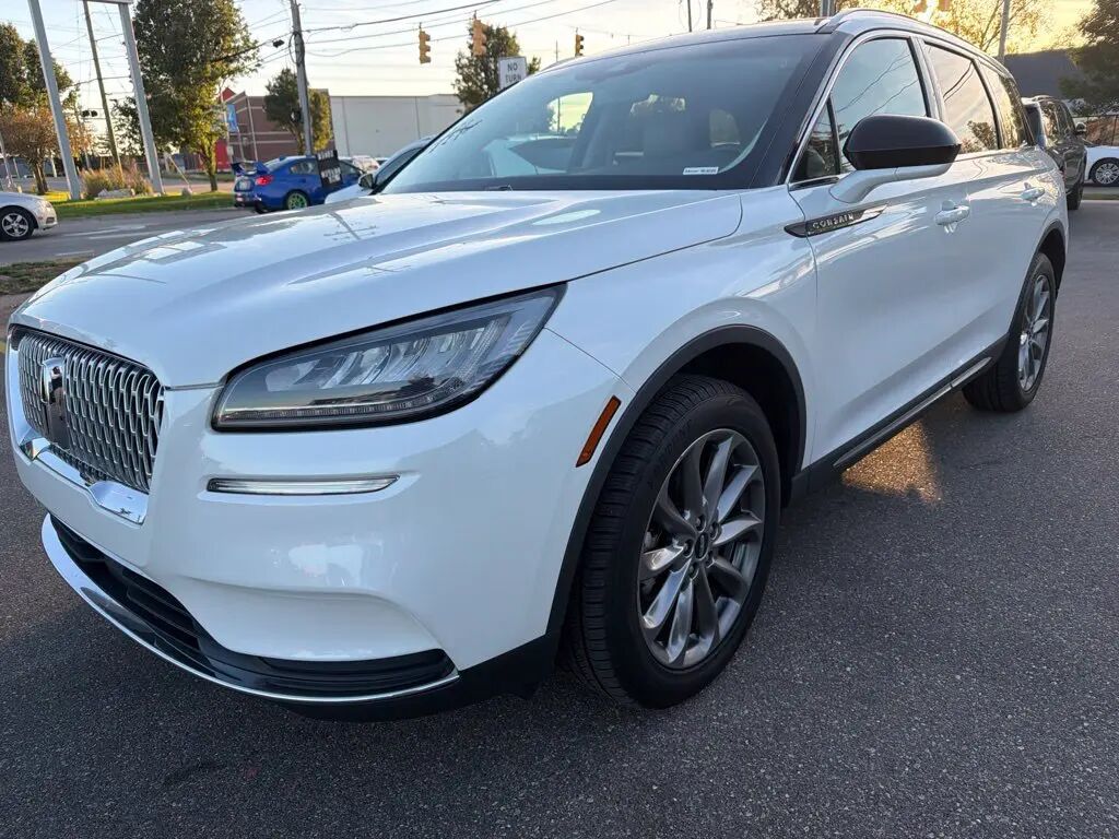 2020 Lincoln Corsair Standard — photo 1 of 13
