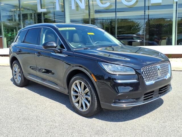 2022 Lincoln Corsair Standard — photo 1 of 13