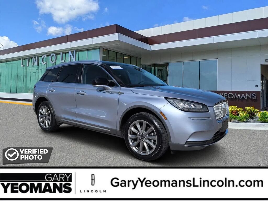2022 Lincoln Corsair Standard — photo 1 of 13