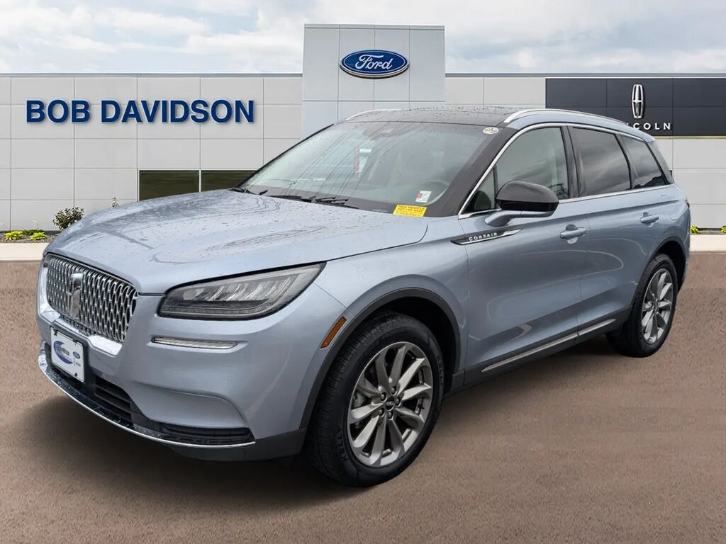 2022 Lincoln Corsair Standard — photo 1 of 13