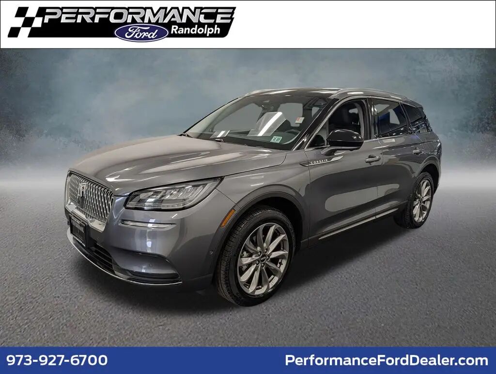 2022 Lincoln Corsair Standard — photo 1 of 25