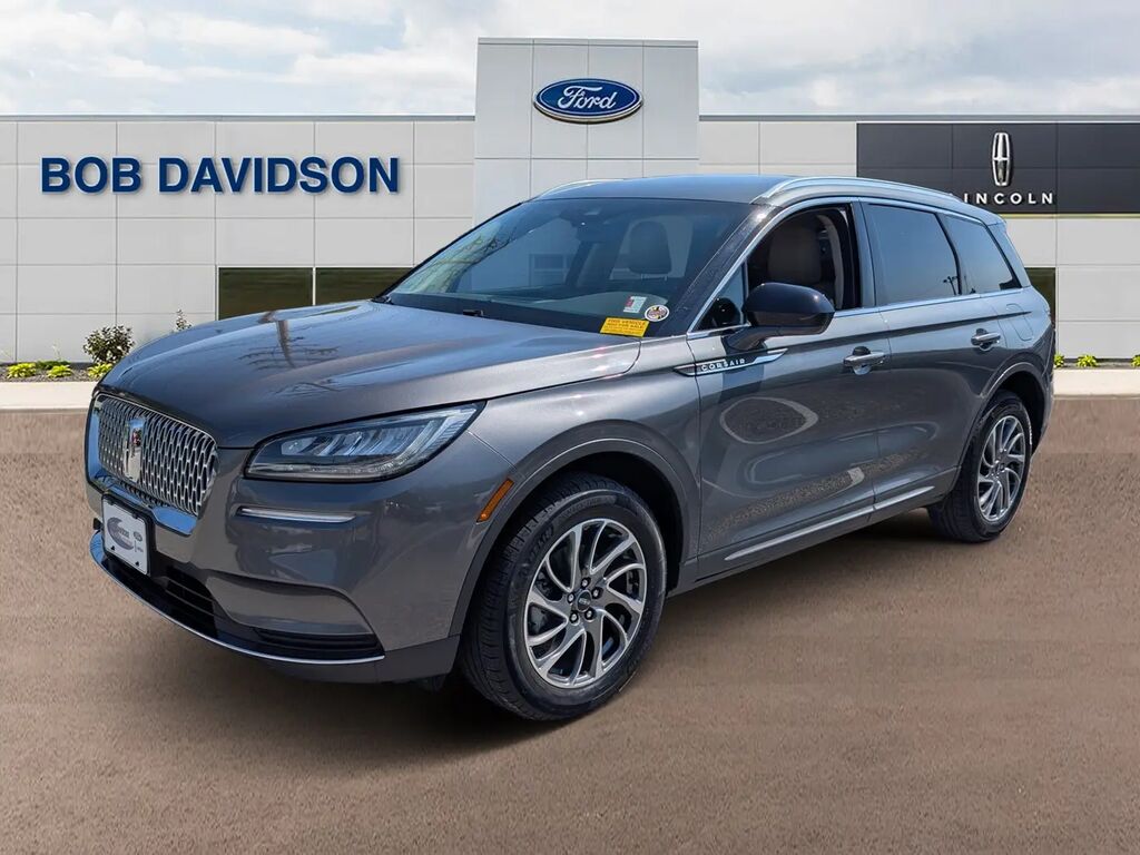 2022 Lincoln Corsair Standard — photo 1 of 26