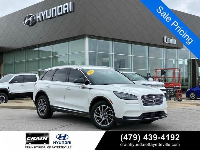 2022 Lincoln Corsair Standard — photo 1 of 13