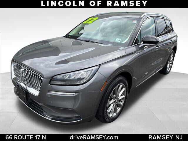 2022 Lincoln Corsair Standard — photo 1 of 13