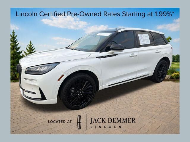 2023 Lincoln Corsair Standard — photo 1 of 13