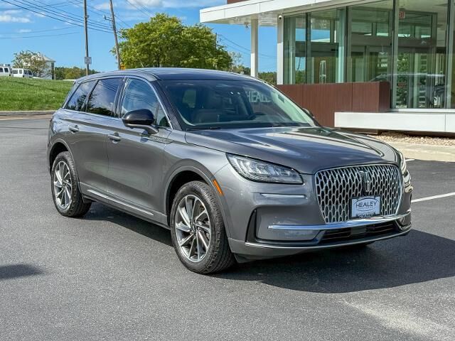 2023 Lincoln Corsair Standard
