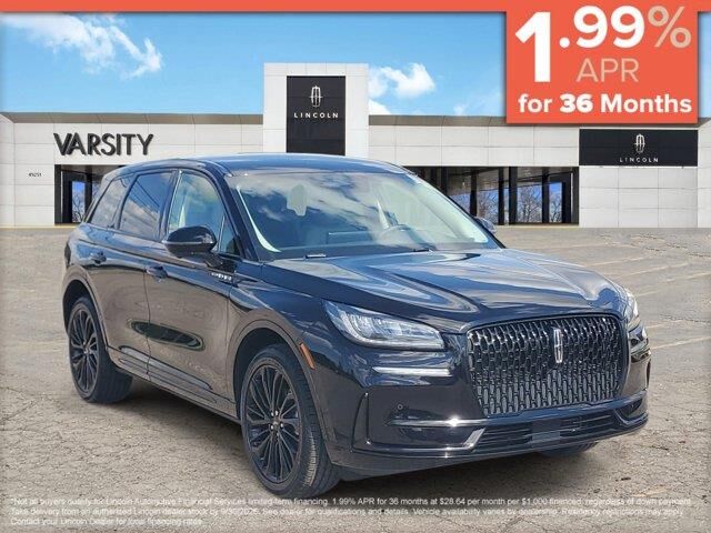 2023 Lincoln Corsair Standard — photo 1 of 13
