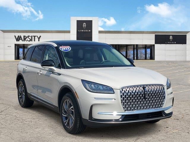 2023 Lincoln Corsair Standard — photo 1 of 2