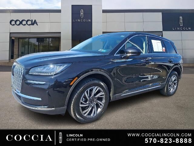 2023 Lincoln Corsair Standard