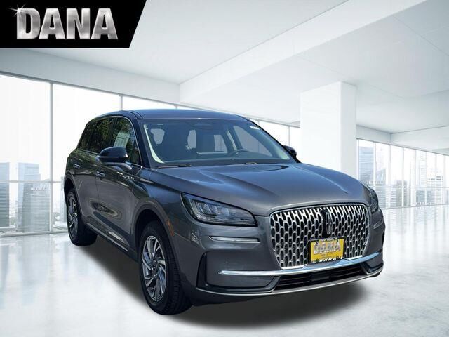2023 Lincoln Corsair Standard — photo 1 of 26