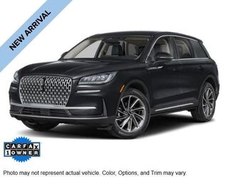2023 Lincoln Corsair Standard — photo 1 of 3