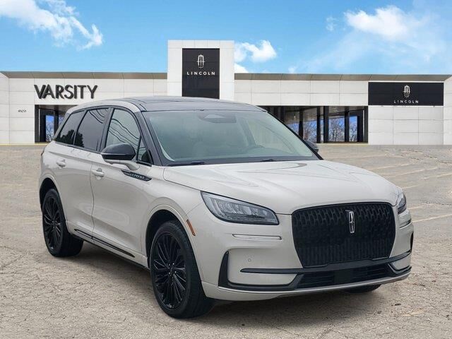 2024 Lincoln Corsair Premiere — photo 1 of 13