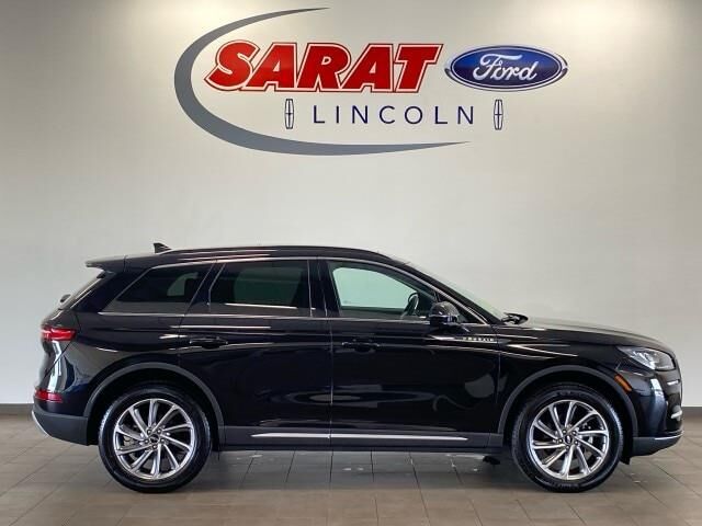 2025 Lincoln Corsair Premiere — photo 1 of 13