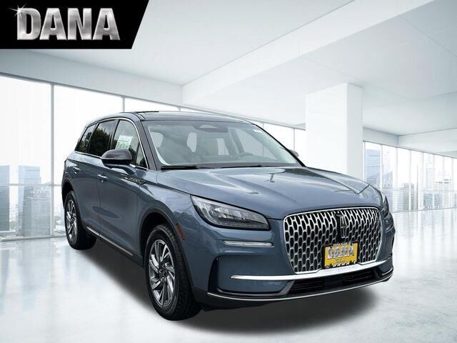 2023 Lincoln Corsair Standard — photo 1 of 2