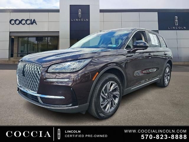 2023 Lincoln Corsair Standard — photo 1 of 26