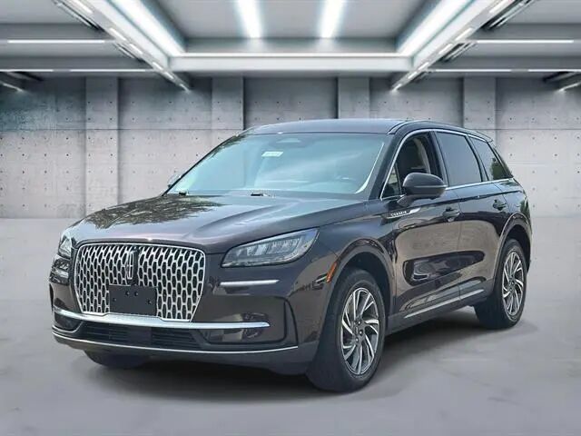 2023 Lincoln Corsair Standard — photo 1 of 12