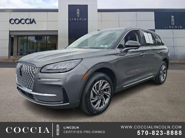 2023 Lincoln Corsair Standard — photo 1 of 26