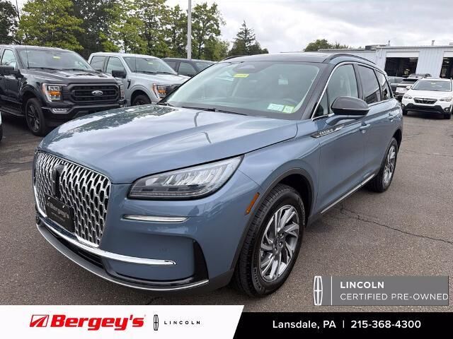 2025 Lincoln Corsair Premiere