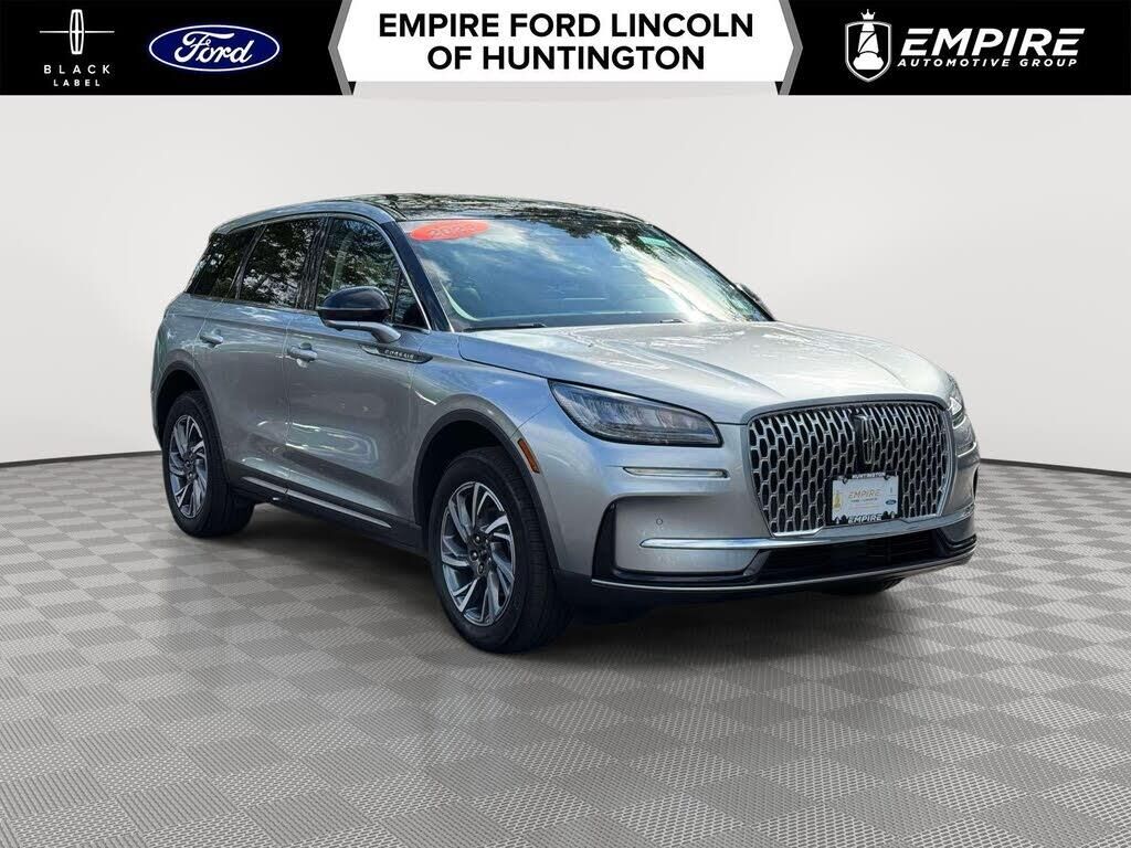 2023 Lincoln Corsair Standard — photo 1 of 1