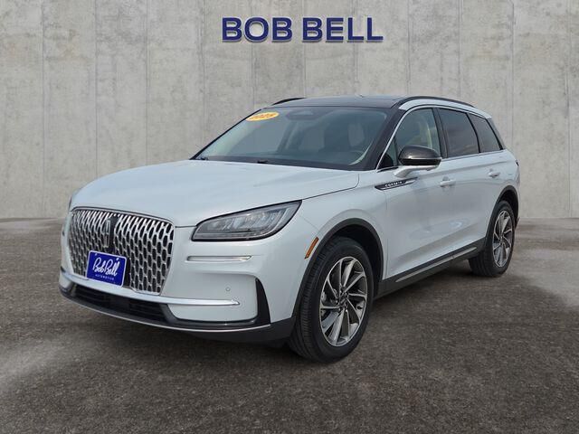 2025 Lincoln Corsair Premiere — photo 1 of 25