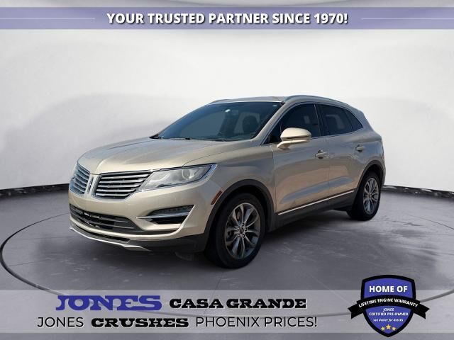 2017 Lincoln MKC Select — photo 1 of 39