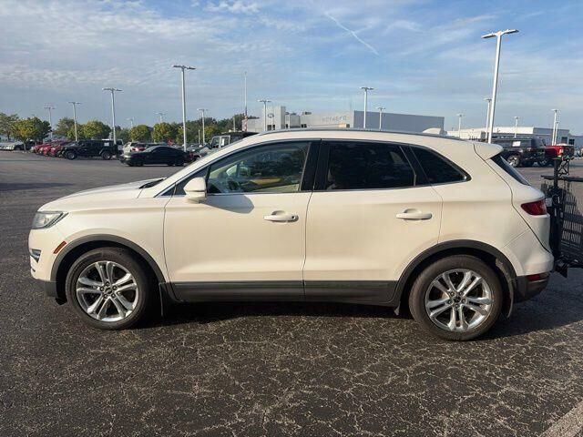 2016 Lincoln MKC Select — photo 1 of 39