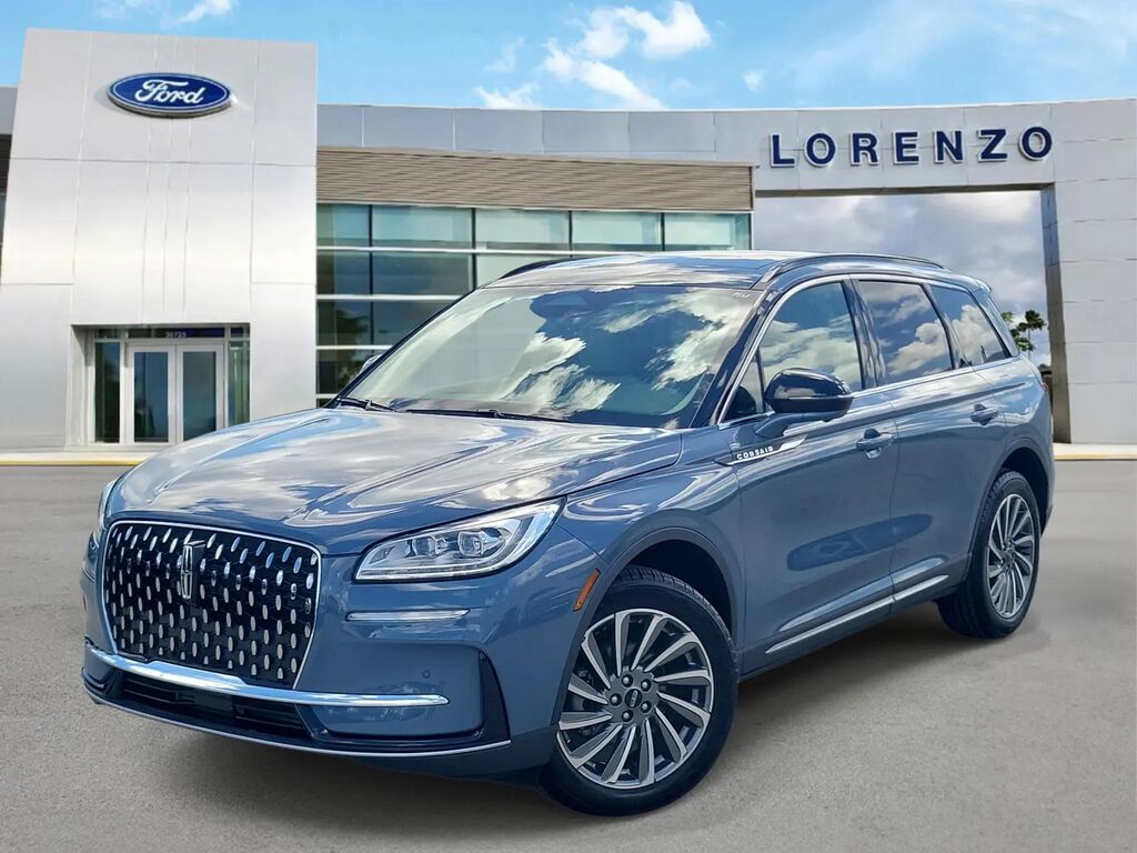 2025 Lincoln Corsair Reserve — photo 1 of 18