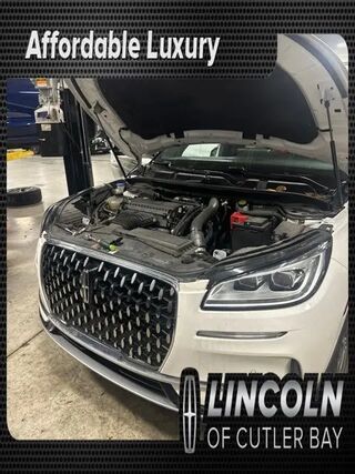2023 Lincoln Corsair Reserve — photo 1 of 35