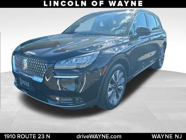 2021 Lincoln Corsair Reserve — photo 1 of 27