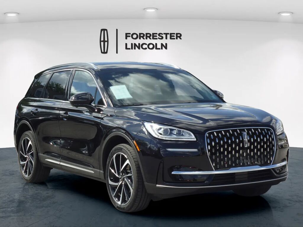 2023 Lincoln Corsair Reserve — photo 1 of 15
