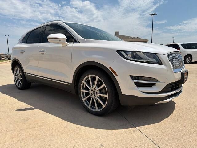 2019 Lincoln MKC Reserve — photo 1 of 26