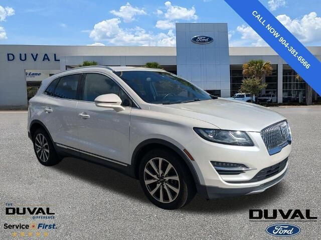 2019 Lincoln MKC Reserve — photo 1 of 26