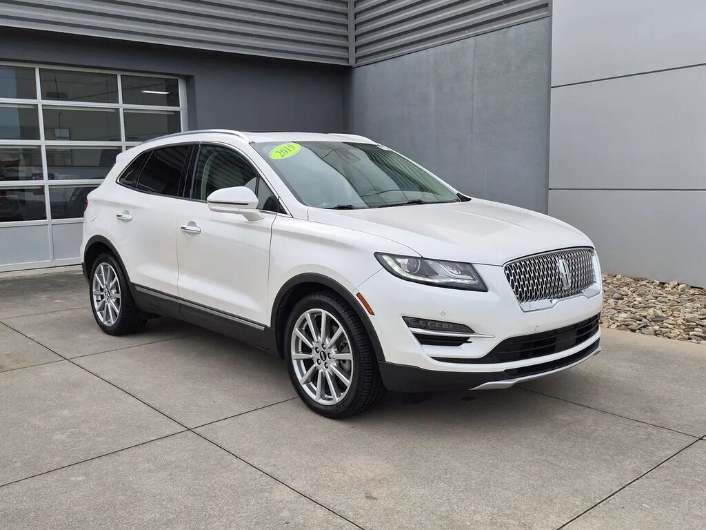 2019 Lincoln MKC Reserve — photo 1 of 13