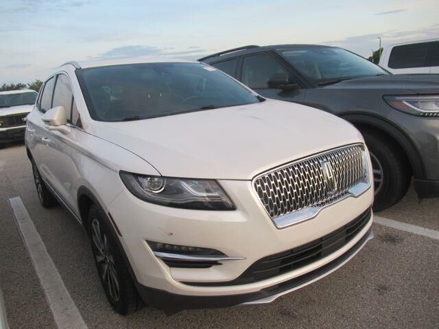 2019 Lincoln MKC Reserve — photo 1 of 17