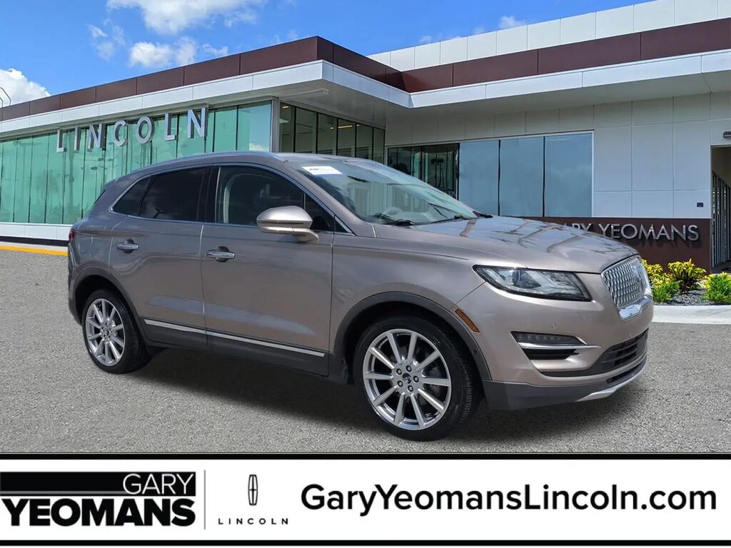 2019 Lincoln MKC Reserve — photo 1 of 16