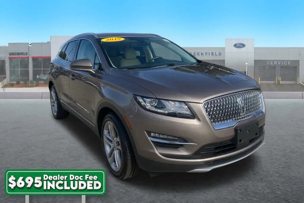 2019 Lincoln MKC Reserve — photo 1 of 13