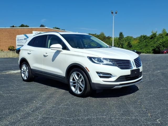 2017 Lincoln MKC Reserve — photo 1 of 13