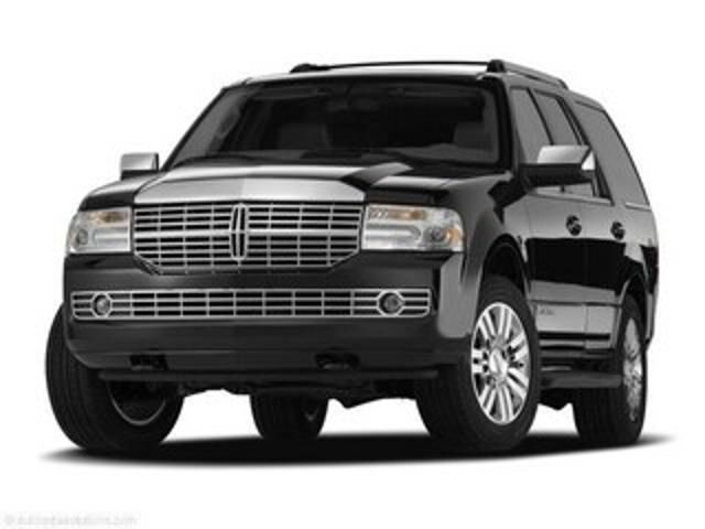 2008 Lincoln Navigator Base — photo 1 of 13