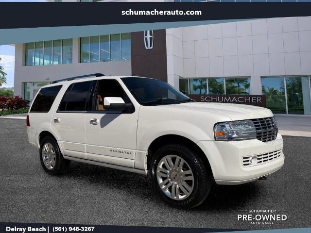 2012 Lincoln Navigator Base