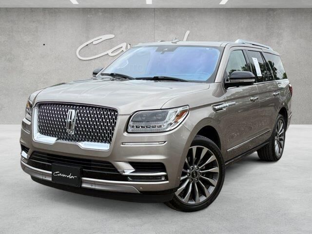2018 Lincoln Navigator Select — photo 1 of 13