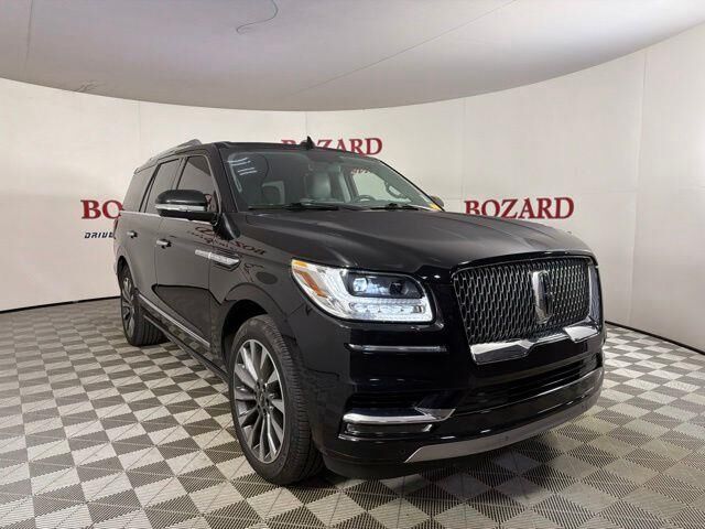 2019 Lincoln Navigator Select