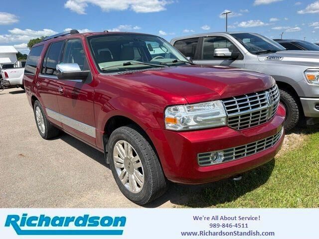 2014 Lincoln Navigator Base