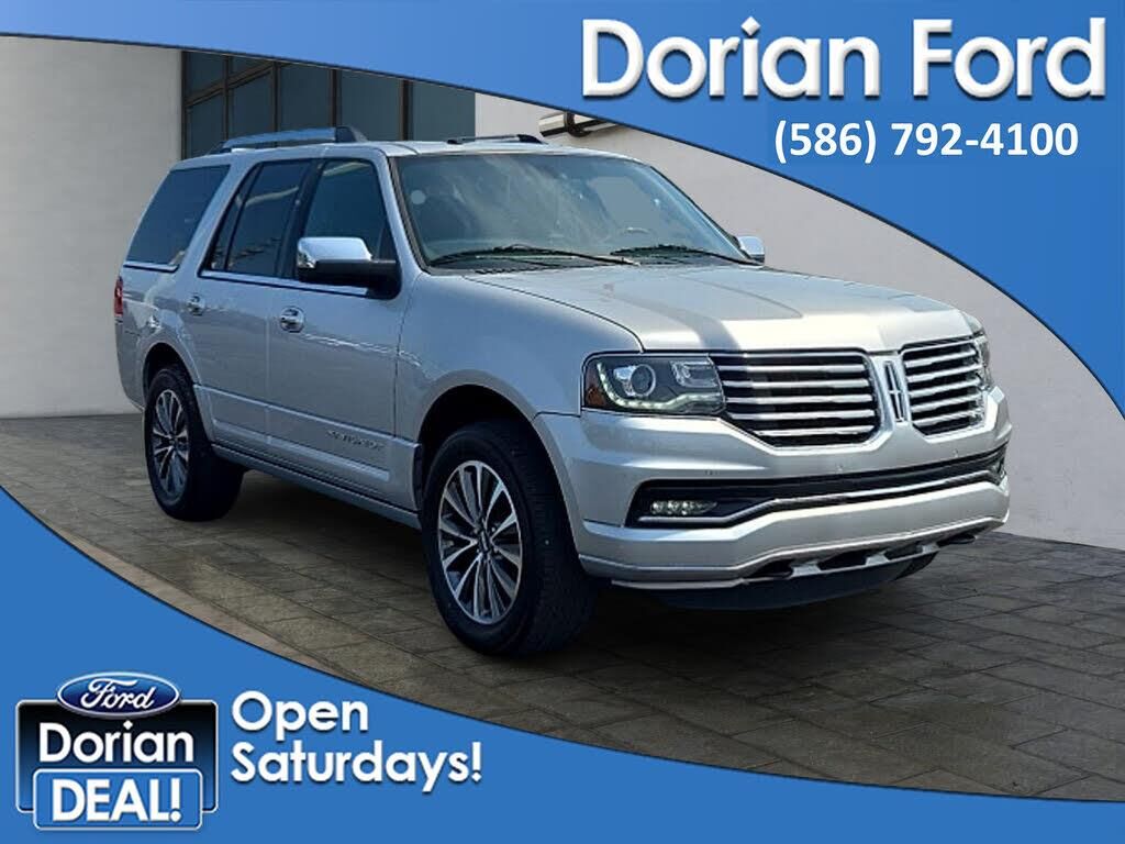 2017 Lincoln Navigator Select — photo 1 of 1