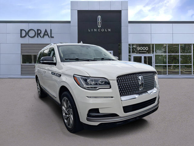 2023 Lincoln Navigator Reserve