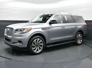 2022 Lincoln Navigator Reserve — photo 1 of 24