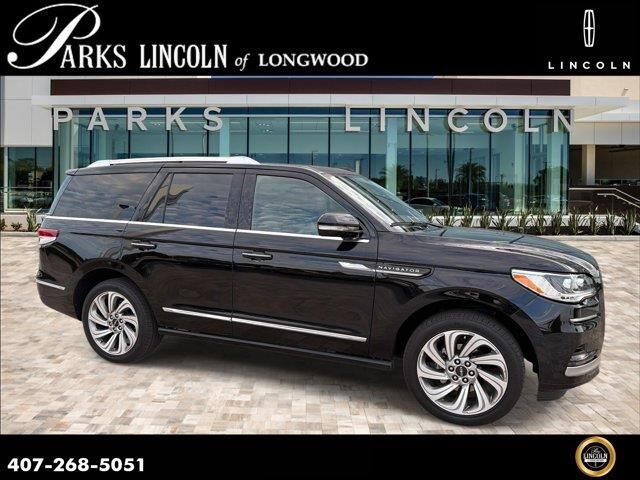 2022 Lincoln Navigator Reserve — photo 1 of 13