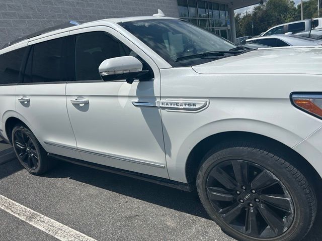 2024 Lincoln Navigator Reserve — photo 1 of 18