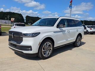 2025 Lincoln Navigator Reserve — photo 1 of 18